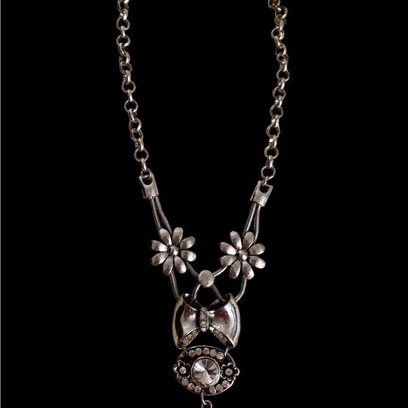 GORGEOUS SILVER BLING NECKLACE - Picture 7 of 7
